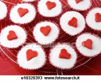 cuore-tazza-torte_~u10320393.jpg