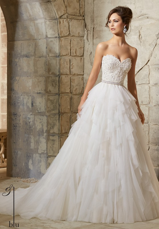 Colectie Mori Lee by AVANGARDE BRIDES