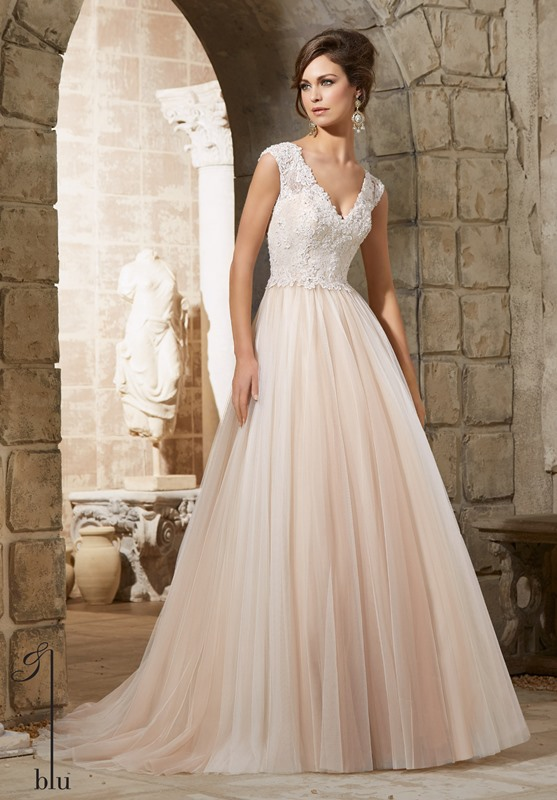 Colectie Mori Lee by AVANGARDE BRIDES