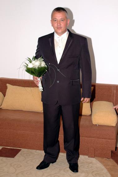 poze Costume ginere si accesorii