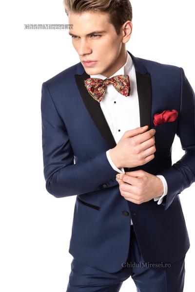poze Costume ginere si accesorii