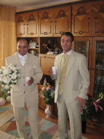 poze Costume ginere si accesorii