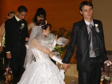 poze Costume ginere si accesorii