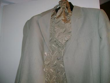 poze Costume ginere si accesorii