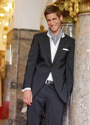 poze Costume ginere si accesorii