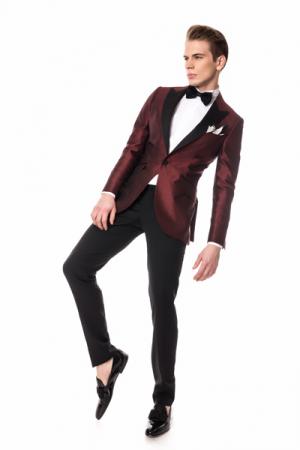 poze Costume ginere si accesorii