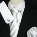 Costume ginere si accesorii